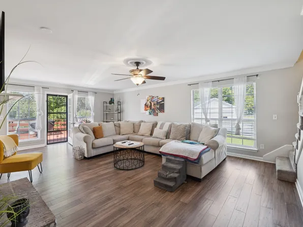 709 Saddle Trail Ct, Hermitage, TN 37076