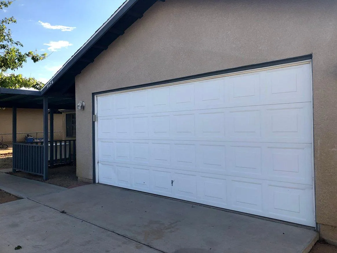 Building Photo - 5426 Mariposa Ave