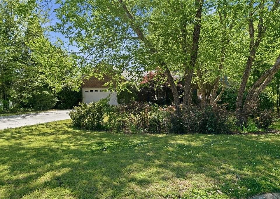1st image of 3 Clarendon Pl NW