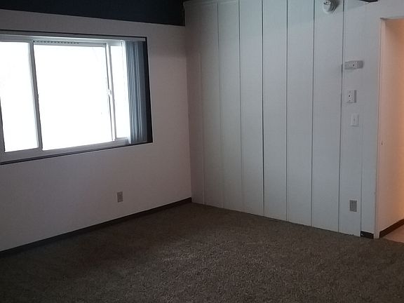 4th image of 825-827 N Grand Ave #8251