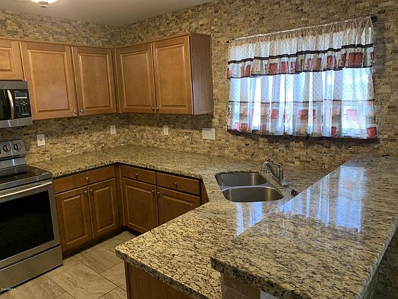 4th image of 31707 N Sundown Dr