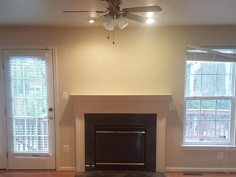 7107 Finch Ln — Photo 3