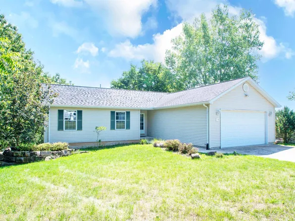 395 Knollridge Cir, Dahinda, IL 61428