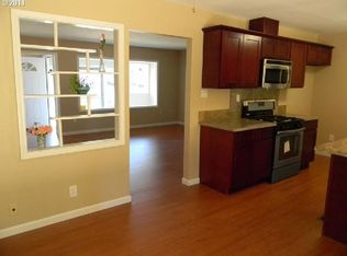 10420 SE Raymond St, Portland, OR 97266