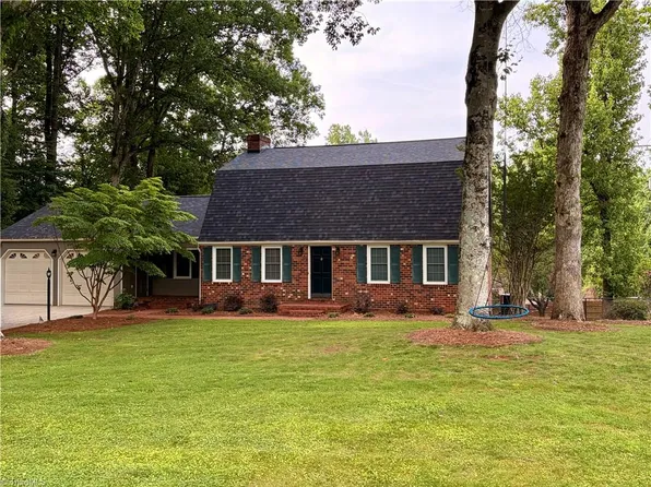 223 Knollwood Dr, Elkin, NC 28621
