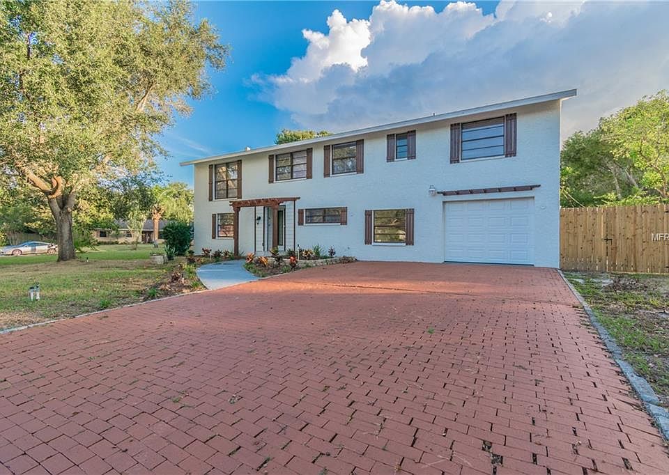 1st image of 601 Royal Crest Dr