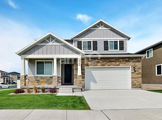 2704 W 3340 S, Syracuse, UT 84075
