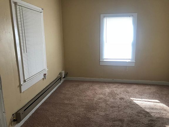 5th image of 311 S Avenue E