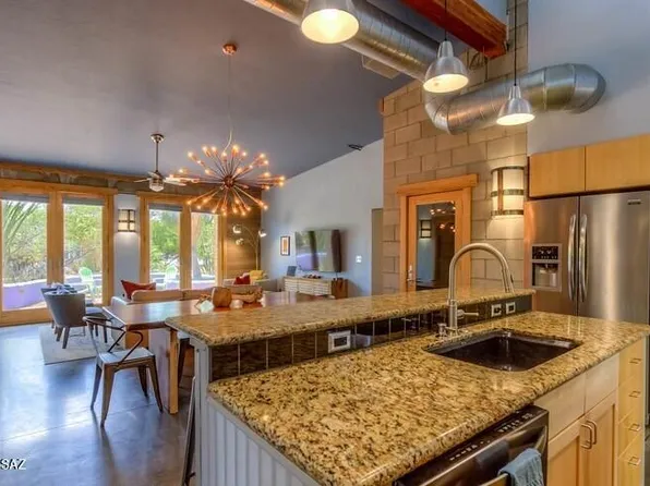 10574 E Kay Gartrell Pl, Tucson, AZ 85747