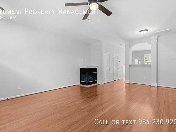 4th image of 5712 Clearbay Ln #1