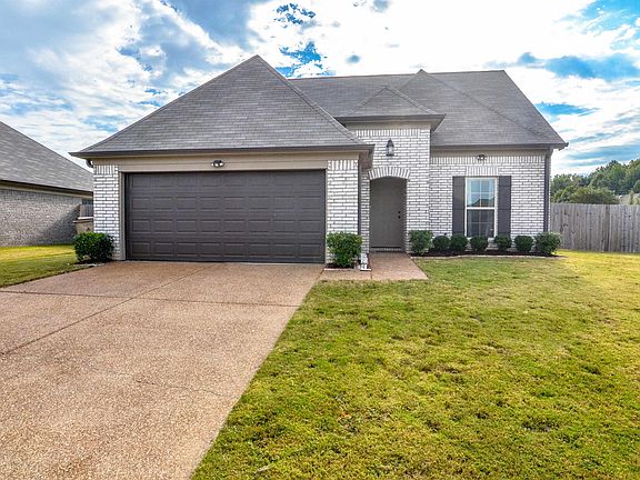 3rd image of 1064 Darren Cir E