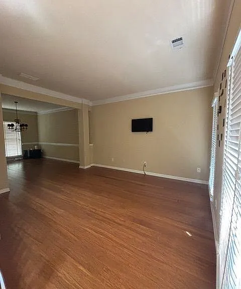 8002 Allerton Ln — Photo 4