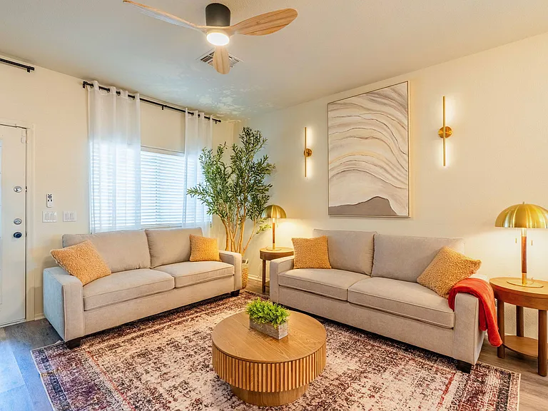 3674 S Joshua Tree Ln — Photo 3