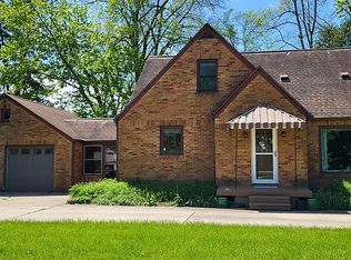 16448 Ireland Rd, Mishawaka, IN 46544
