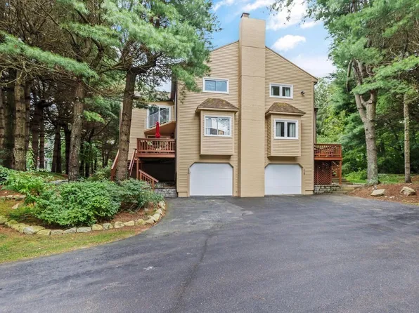176 Captain Eames Cir #176, Ashland, MA 01721