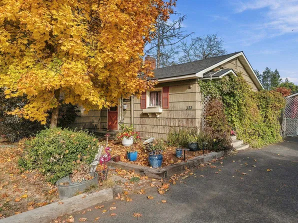 323 N 4th St, Cheney, WA 99004