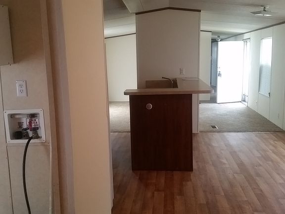 5th image of 216 N Pecan Ct