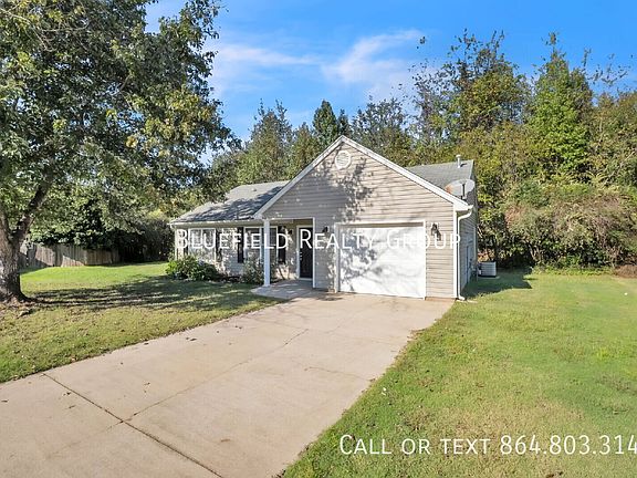 2nd image of 611 Rye Ct