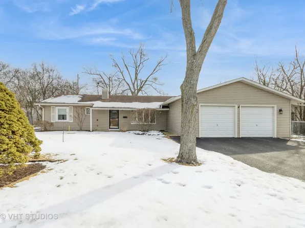 415 Hazelwood Ln, Glenview, IL 60025