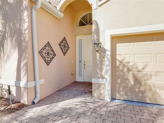 4th image of 9551 Lismore LN