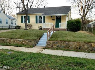 513 Pinewood Rd, Rockville, MD 20850