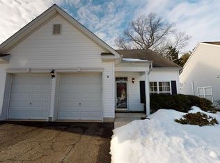 18 Appleby Dr, Helmetta, NJ 08828