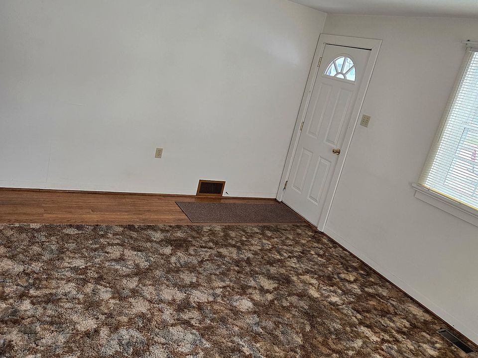 1st image of 718 W Central Ave