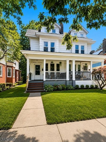 1st image of 230 Hillcrest Ave