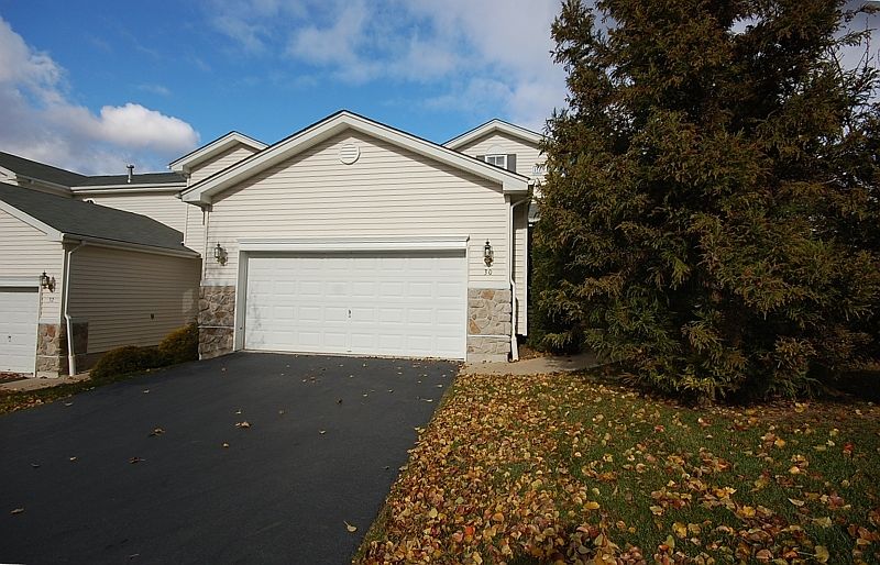 1st image of 30 Lakeview Dr