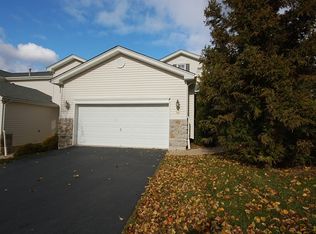 30 Lakeview Dr, Hamburg, NJ 07419