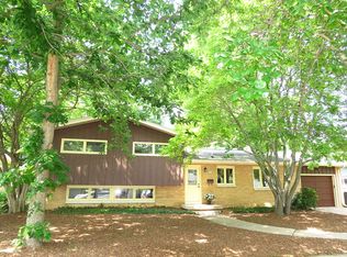 1002 E Mumford Dr, Urbana, IL