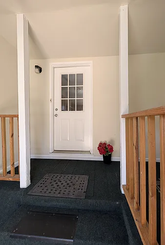 700 Porter St #1 Photo 1