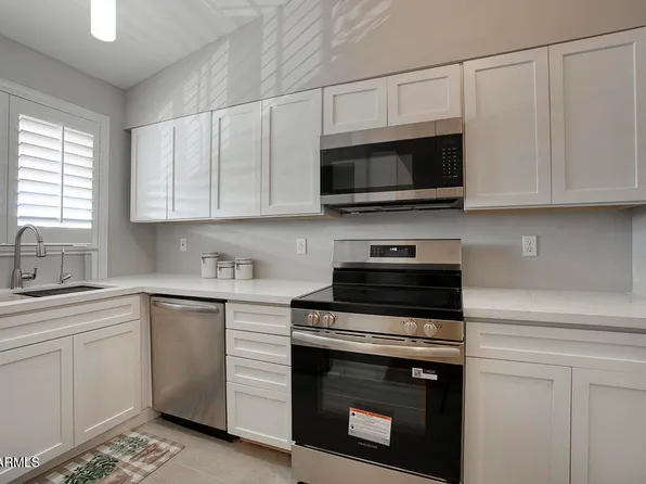 10820 N FAIRWAY Court W #218, Sun City, AZ 85351