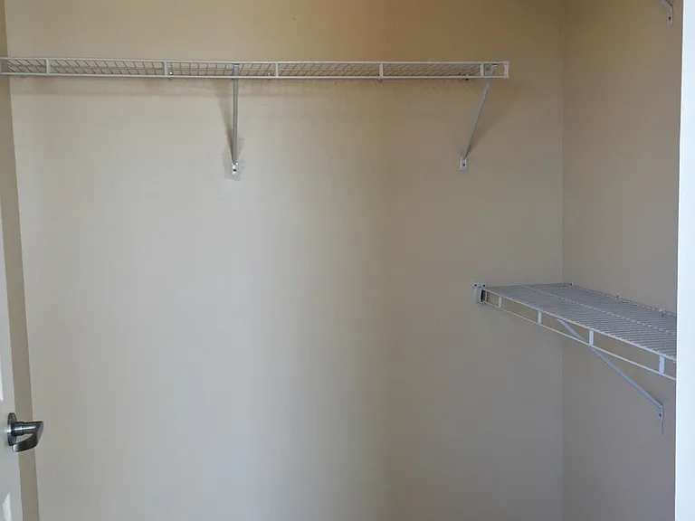 Tenth & College Village Apartments — Photo 34