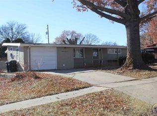 1655 SW 28th Ter, Topeka, KS 66611