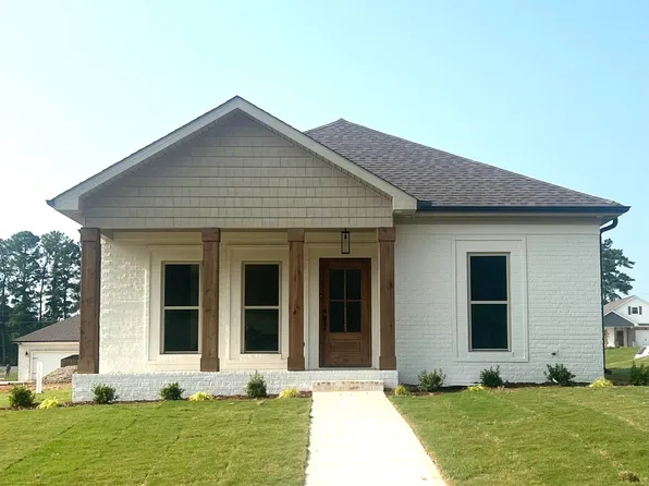 134 Sugar Maple Dr, Florence, AL 35634