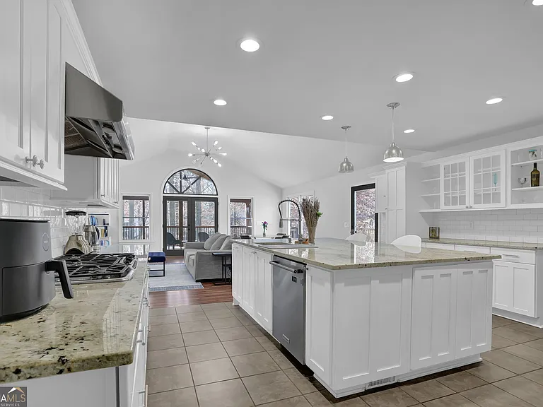 3474 Hildon Cir — Photo 31