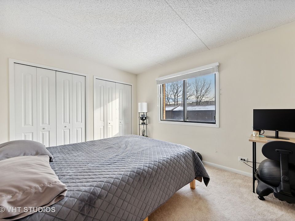 8200-anchor-dr-woodridge-il-60517-apartments-for-rent-zillow
