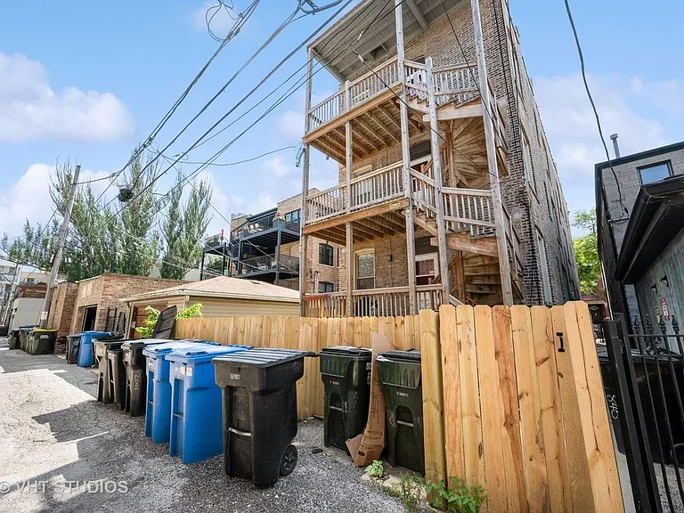 843 N Hoyne Ave #3R — Photo 4