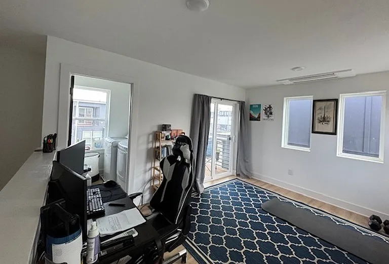 102 Duke St #33 — Photo 9