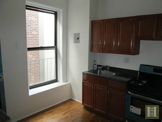 Rented by Halstead Real Estate | media 10