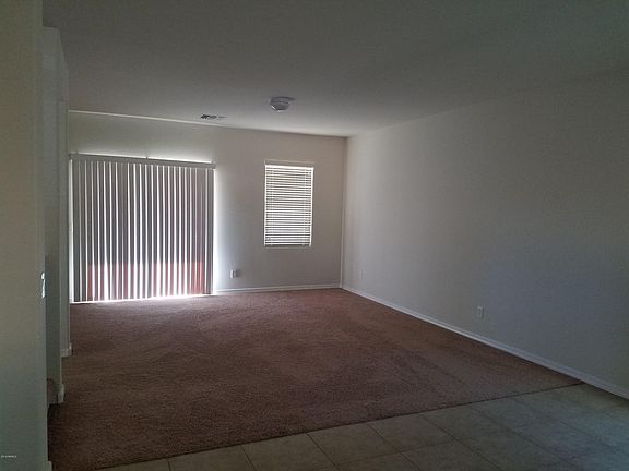 3rd image of 41317 W Lucera Ln