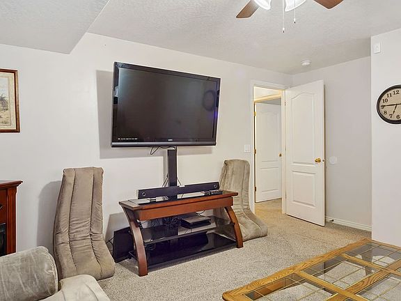5th image of 10132 S Barnsley Ln