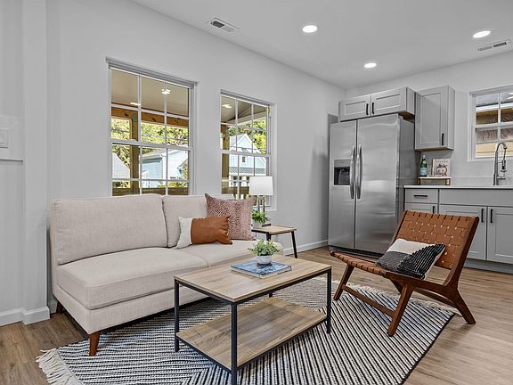 5th image of 1213 S Bloodworth St