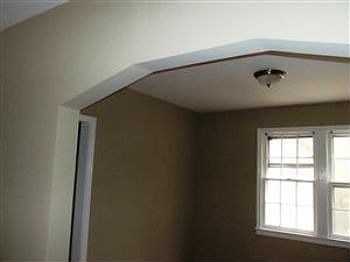 4th image of 605 King St