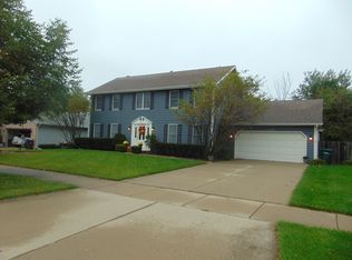 4190 Midlane Dr, Wadsworth, IL