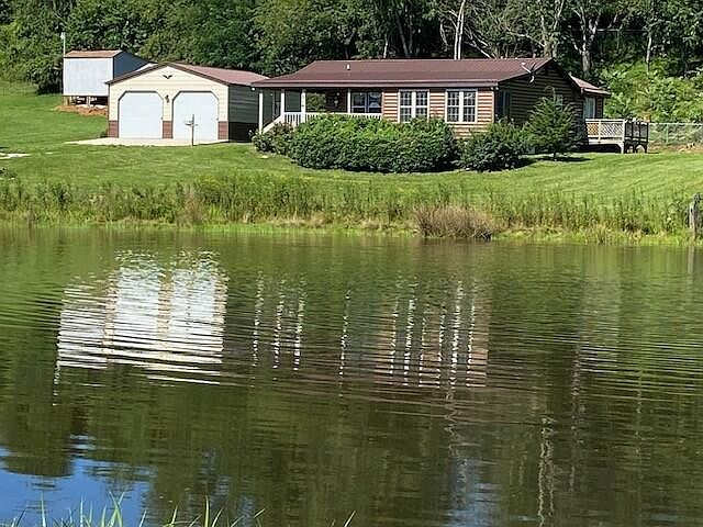 1st image of 516 Volunteer Rd