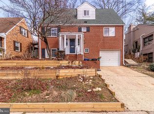 2601 Valley Dr, Alexandria, VA 22302