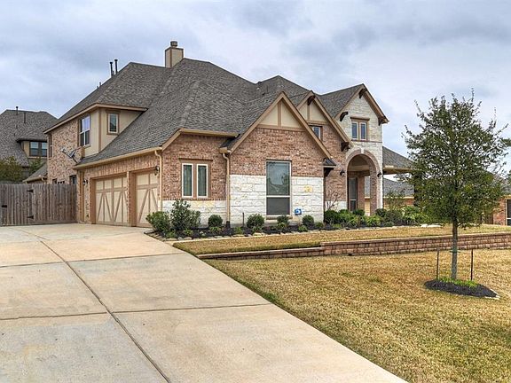 2nd image of 12519 Savage Ct