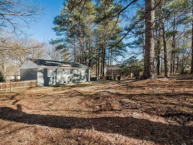 Large fully fenced back yard.